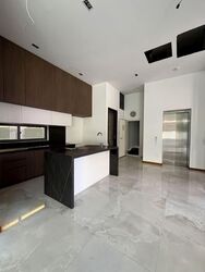 East Coast Avenue (D15), Terrace #547133891